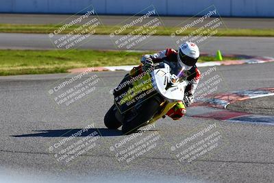 media/Jan-21-2023-Fastrack Riders (Sat) [[fcf3f88a30]]/Level 4/Session 6 Turn 13/